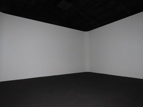 commercial 駅通り1丁目