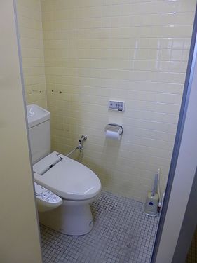 commercial 下竪小路